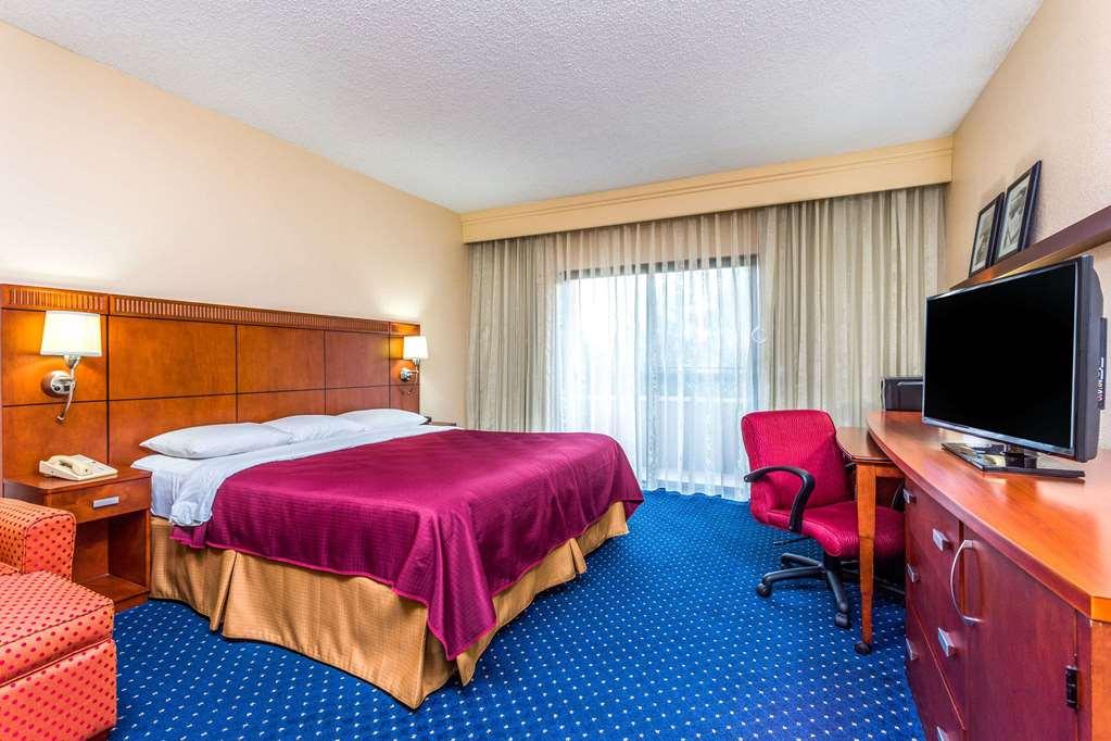Comfort Inn Roswell-Dunwoody מראה חיצוני תמונה