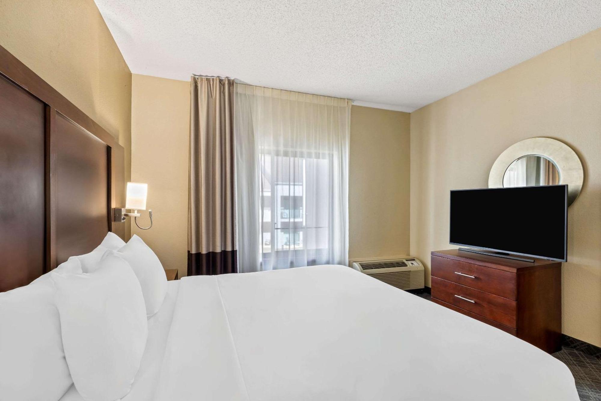 Comfort Inn Roswell-Dunwoody מראה חיצוני תמונה